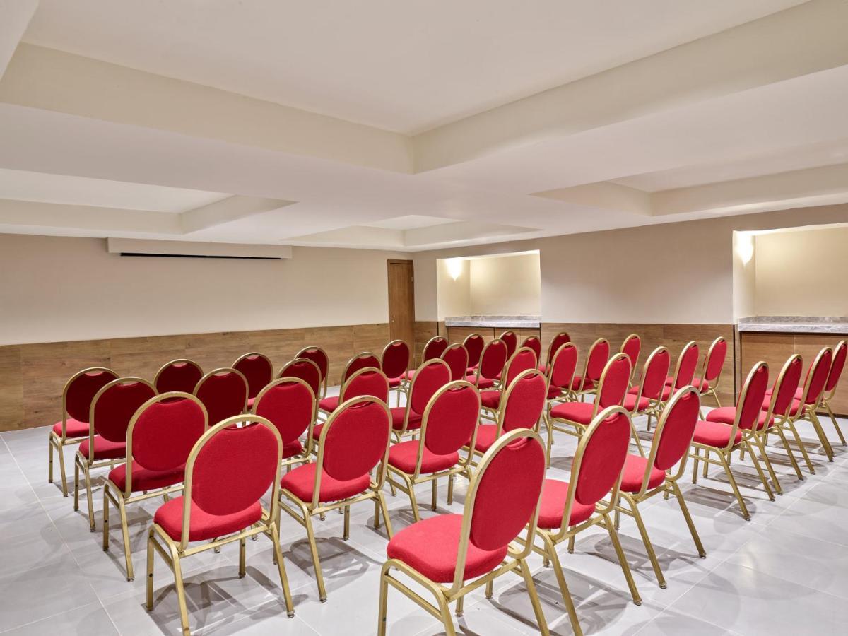 Fiesta Inn Villahermosa Cencali מראה חיצוני תמונה