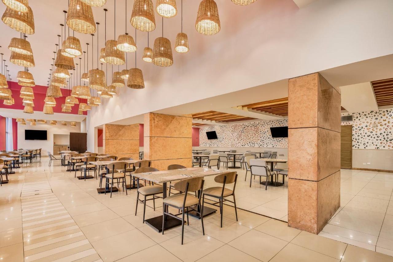 Fiesta Inn Villahermosa Cencali מראה חיצוני תמונה