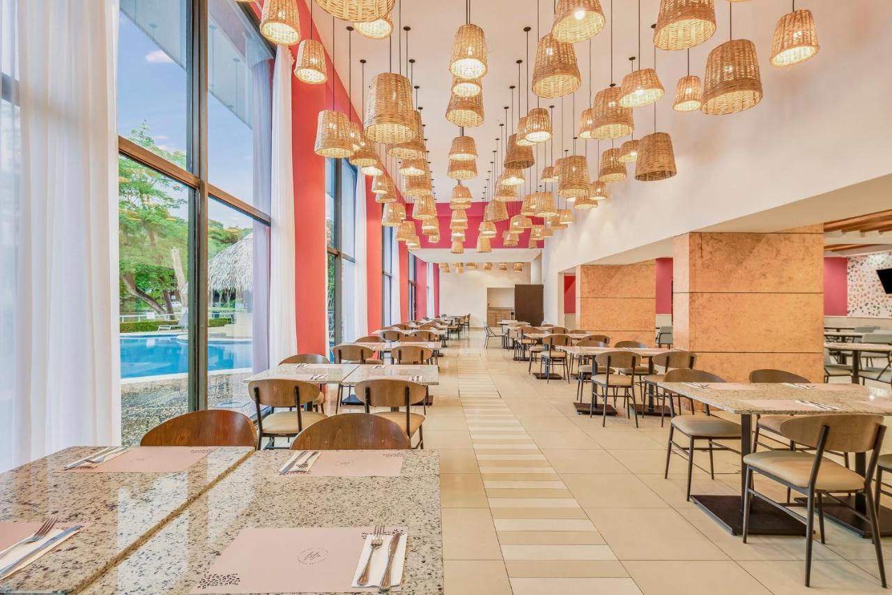 Fiesta Inn Villahermosa Cencali מראה חיצוני תמונה